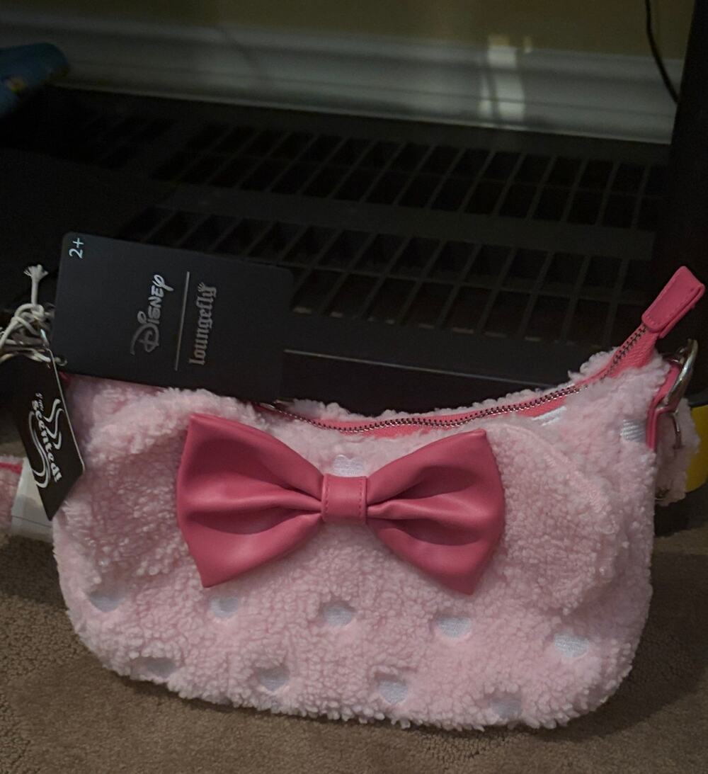 Loungefly Disney Minnie Mouse Strawberry Sherpa Scented Bag